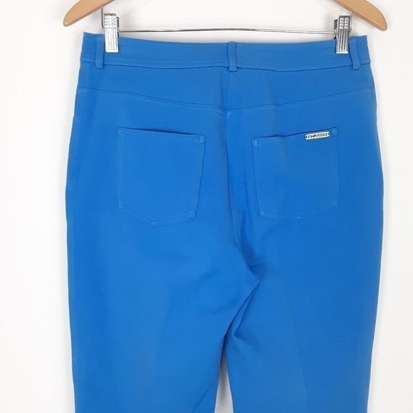 St. John | High Waist Straight Leg Jeans - Picture 5 of 9